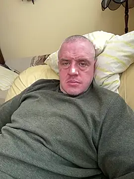 Snapshot of Evolite123 chatting on 01.20.25 Evolite123 online show from 01.20.25