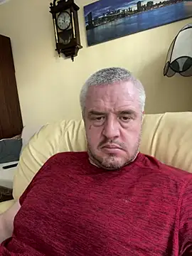 Snapshot of Evolite123 chatting on 02.17.25 Evolite123 online show from 02.17.25