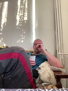 Snapshot of Evolite123 chatting on 03.06.25 Evolite123 online show from 03.06.25