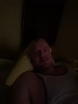 Snapshot of Evolite123 chatting on 03.06.25 Evolite123 online show from 03.06.25