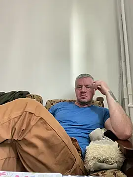 Snapshot of Evolite123 chatting on 03.07.25 Evolite123 online show from 03.07.25