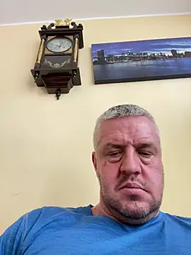 Snapshot of Evolite123 chatting on 03.07.25 Evolite123 online show from 03.07.25