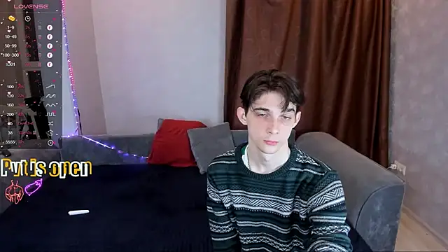 Snapshot of Aaron_Boom chatting on 05.15.26 Aaron Boom online show from 05.15.26