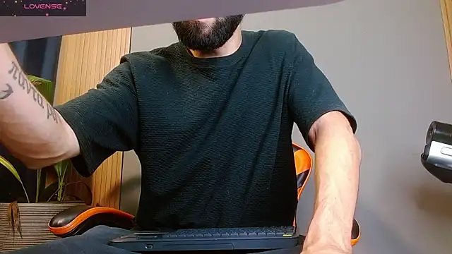 Mr WhiteCock online show from 11.02.25