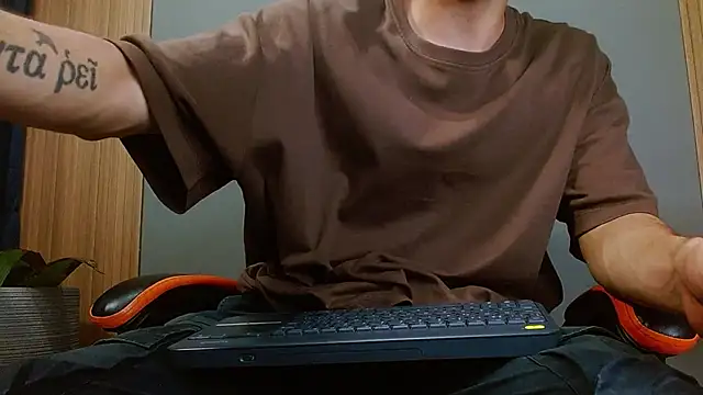 Mr WhiteCock online show from 11.11.25