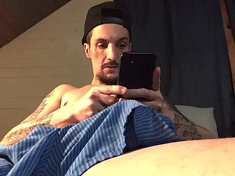 Snapshot of jabo870 chatting on 12.11.24 jabo870 online show from 12.11.24