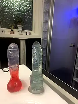 Snapshot of QueenMelissa80 chatting on 10.23.25 QueenMelissa80 online show from 10.23.25