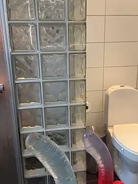 Snapshot of QueenMelissa80 chatting on 11.09.25 QueenMelissa80 online show from 11.09.25