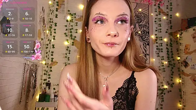 summerhazeee online show from 12.21.25