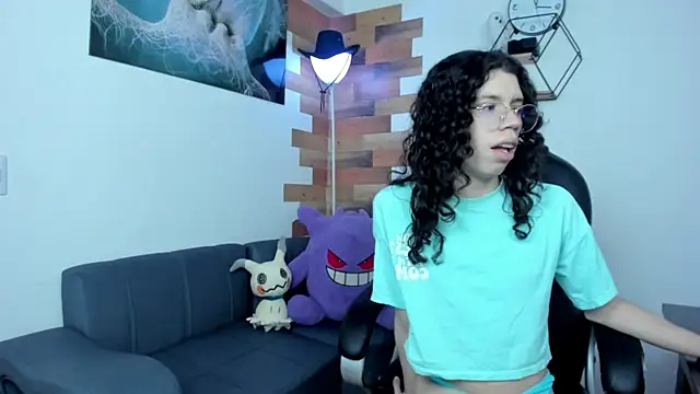 Angel Dust18 online show from 01.30.25