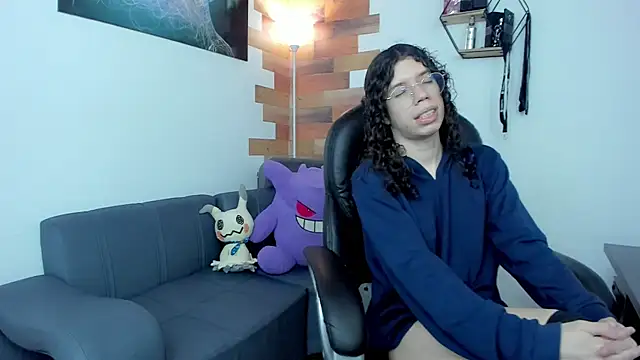 Angel Dust18 online show from 03.06.25