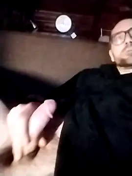 Snapshot of tomee83 chatting on 10.28.25 tomee83 online show from 10.28.25