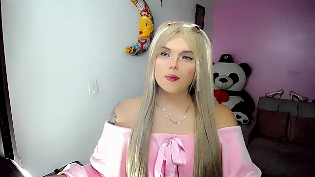 Snapshot of SweetKim21 chatting on 02.25.25 SweetKim21 online show from 02.25.25