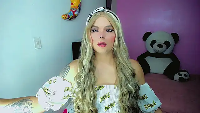 SweetKim21 online show from 11.05.25