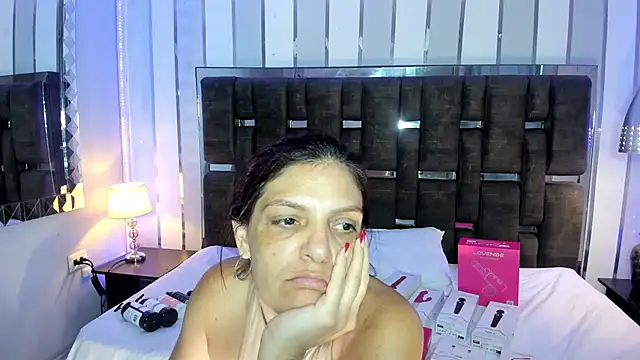 KatteMoss online show from 04.07.26