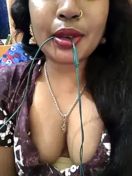 Snapshot of jasss-11 chatting on 12.27.24 jasss-11 online show from 12.27.24