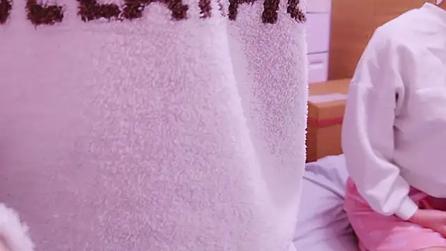 Snapshot of hina_porn chatting on 01.21.25 hina porn online show from 01.21.25