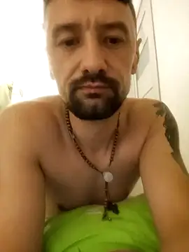 HMILF69 online show from 10.11.25