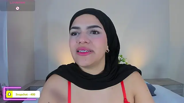 Snapshot of Umarani_ chatting on 04.20.26 Umarani online show from 04.20.26