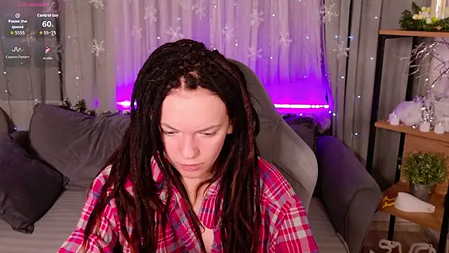 Snapshot of CoreyJane chatting on 12.18.25 CoreyJane online show from 12.18.25