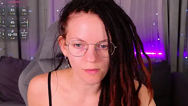 Snapshot of CoreyJane chatting on 06.17.26 CoreyJane online show from 06.17.26