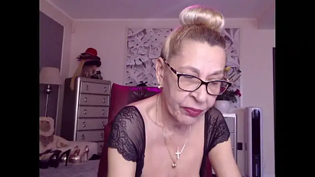 HornyMilf 555 online show from 10.13.25