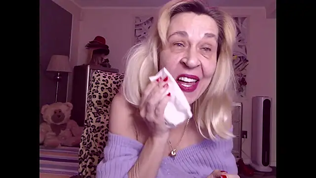 HornyMilf 555 online show from 12.22.25