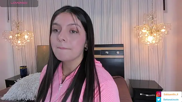 Snapshot of DahianaLincoln chatting on 01.22.25 DahianaLincoln online show from 01.22.25