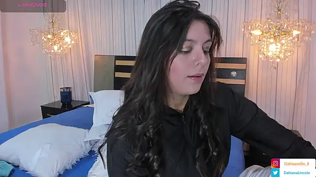 Snapshot of DahianaLincoln chatting on 02.09.25 DahianaLincoln online show from 02.09.25