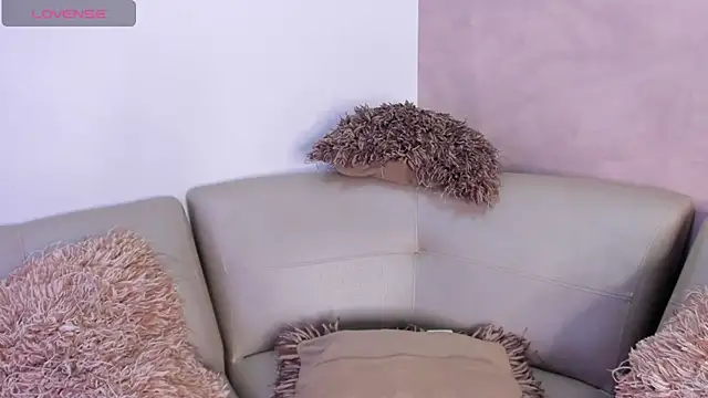 Snapshot of DahianaLincoln chatting on 09.24.25 DahianaLincoln online show from 09.24.25