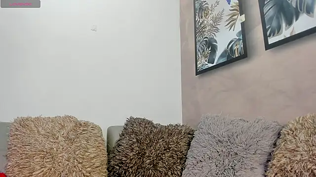 Snapshot of DahianaLincoln chatting on 10.25.25 DahianaLincoln online show from 10.25.25