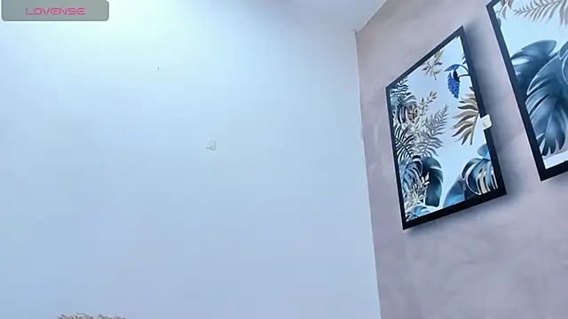 Snapshot of DahianaLincoln chatting on 10.29.25 DahianaLincoln online show from 10.29.25