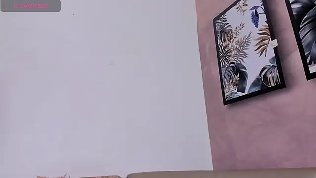 Snapshot of DahianaLincoln chatting on 11.11.25 DahianaLincoln online show from 11.11.25