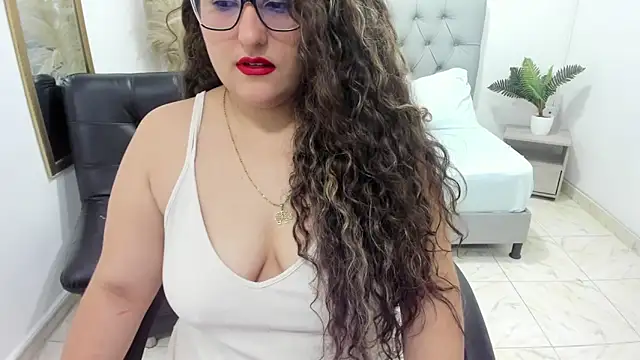 Snapshot of niraksil chatting on 03.07.25 niraksil online show from 03.07.25