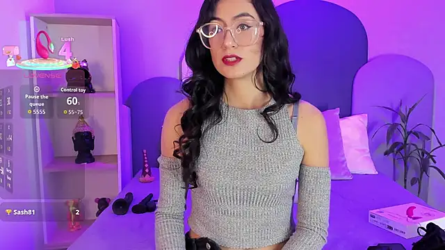 SophieGomez22 online show from 09.10.25