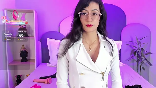 SophieGomez22 online show from 11.12.25