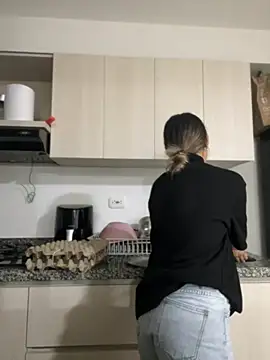 LittleSofia  online show from 12.13.24