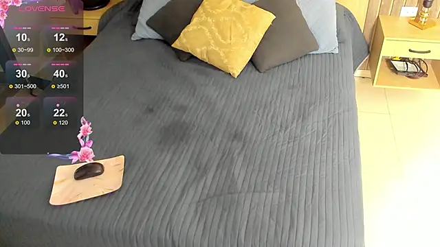 rebeca cortez  online show from 02.18.26