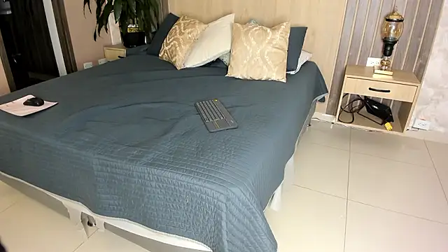 rebeca cortez  online show from 03.11.26