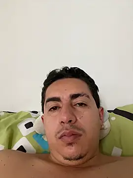 Snapshot of DanielGomez9 chatting on 03.16.25 DanielGomez9 online show from 03.16.25