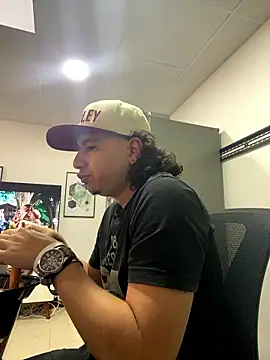 DanielGomez9 online show from 01.17.26