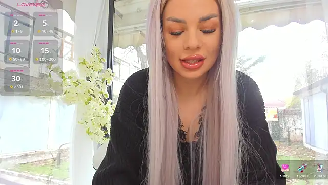 Snapshot of Russian_Ava chatting on 11.26.25 Russian Ava online show from 11.26.25