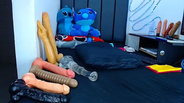 Snapshot of LaGersoon chatting on 02.13.25 LaGersoon online show from 02.13.25