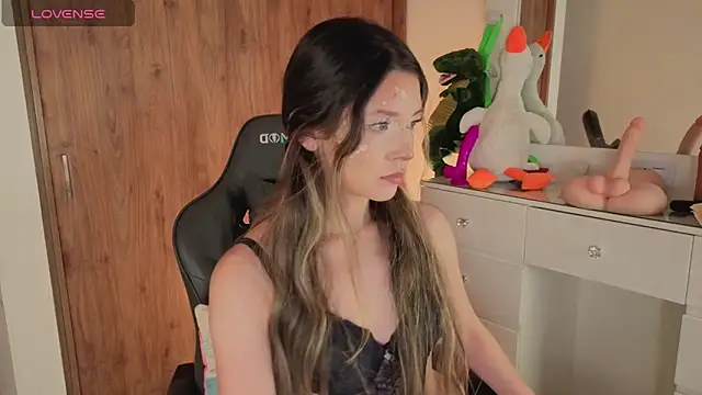 jessy  01 online show from 10.28.25