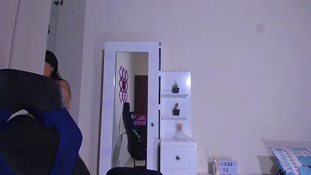 Snapshot of anny_vittar chatting on 02.04.25 anny vittar online show from 02.04.25