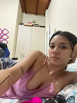 Snapshot of anny_vittar chatting on 03.05.25 anny vittar online show from 03.05.25