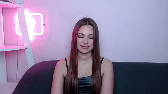 MilanaAngelAs online show from 04.03.26