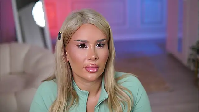 Snapshot of EvaZane chatting on 02.06.26 EvaZane online show from 02.06.26