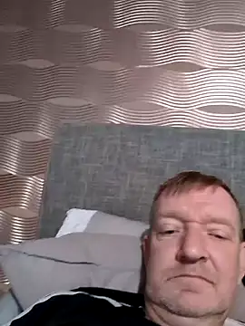 Snapshot of No-ties-fk chatting on 01.17.25 No-ties-fk online show from 01.17.25