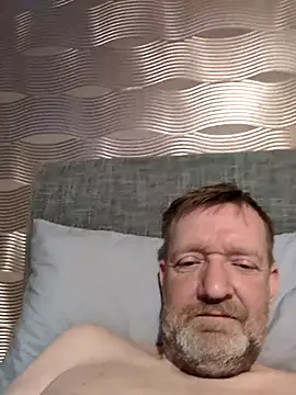 Snapshot of No-ties-fk chatting on 02.13.26 No-ties-fk online show from 02.13.26